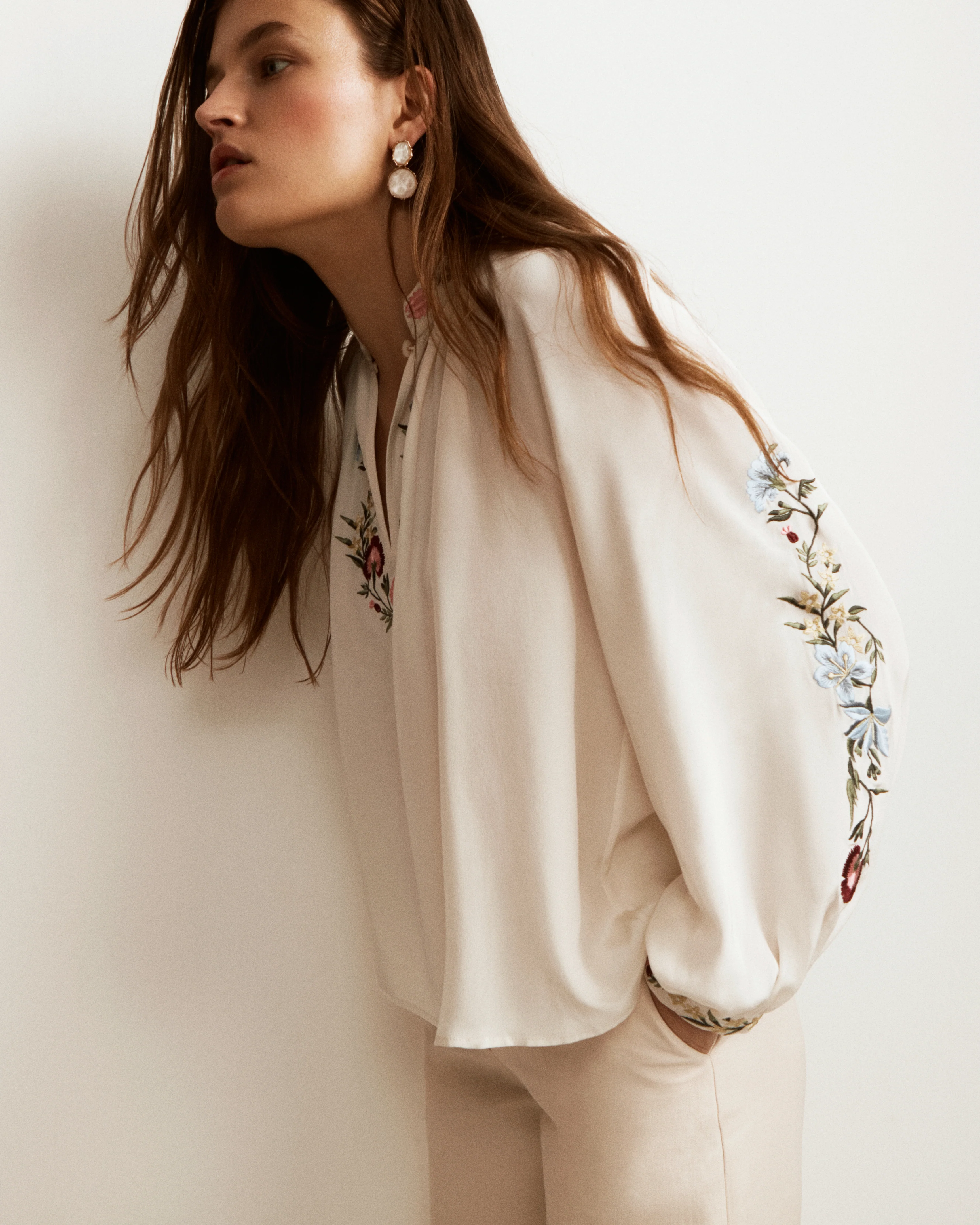 Margarita Silk Blouse - Cream - Image 3